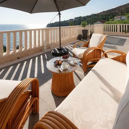 Villa Awelon Omis Riviera Stanici